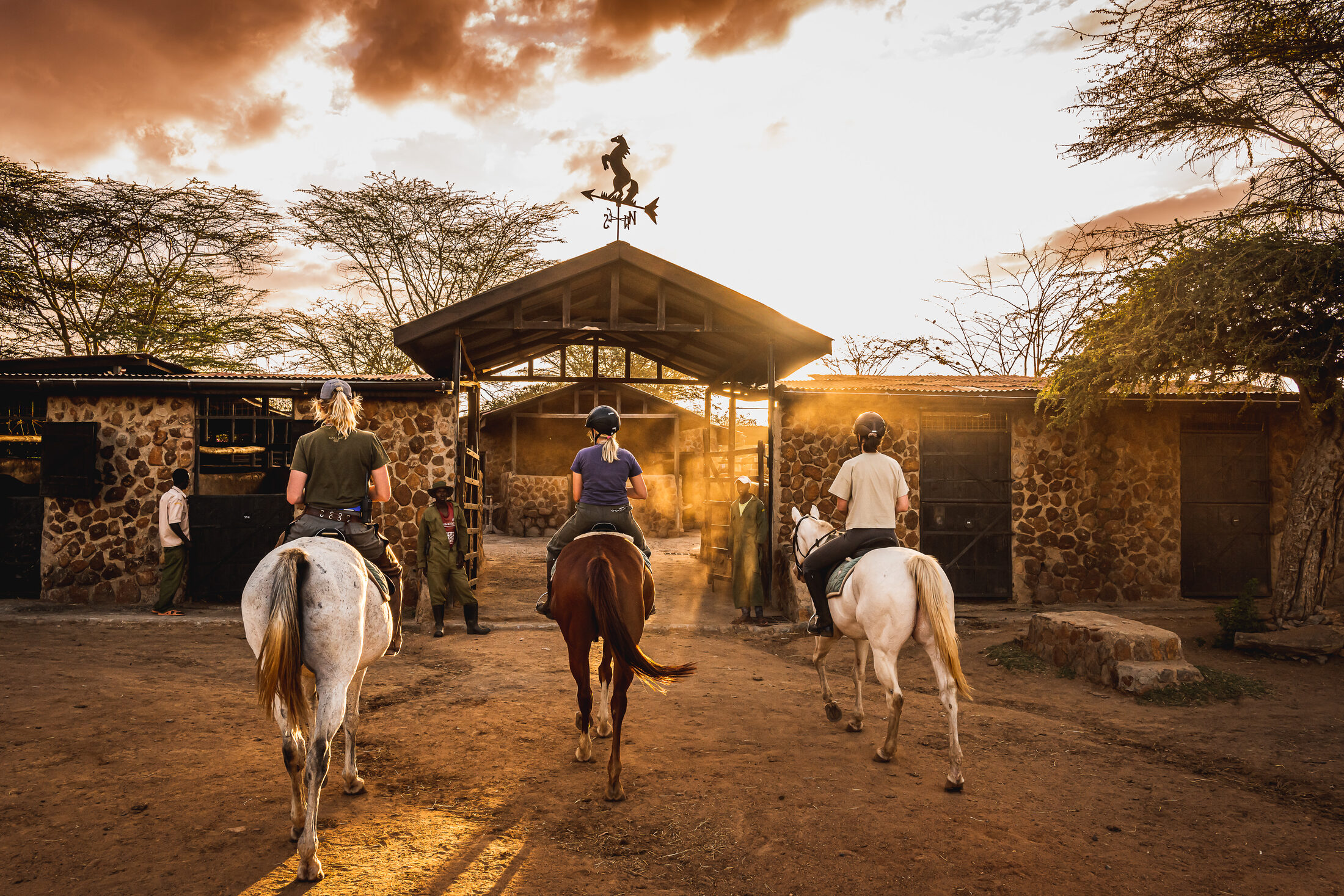 Laikipia Plateau Riding Safari — photo 11